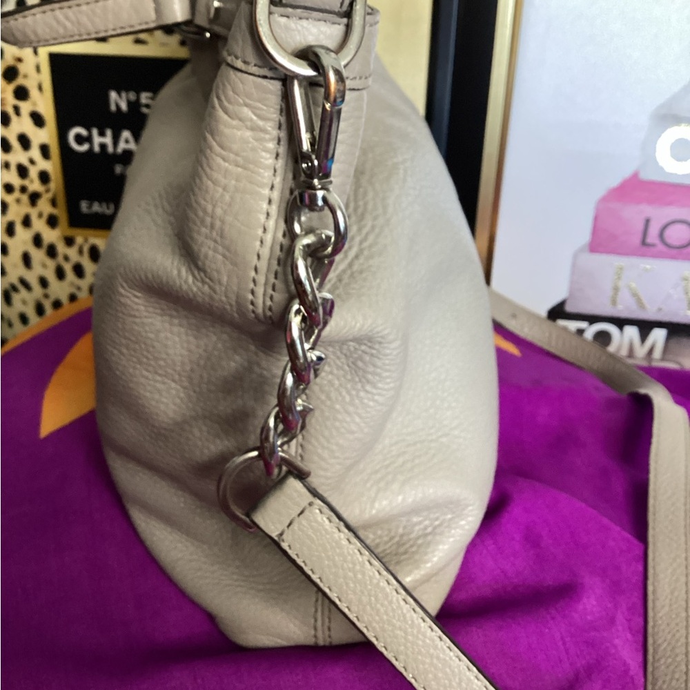 Michael Kors Pebble Gray Shoulder Crossbody Bag - Picture 6 of 16